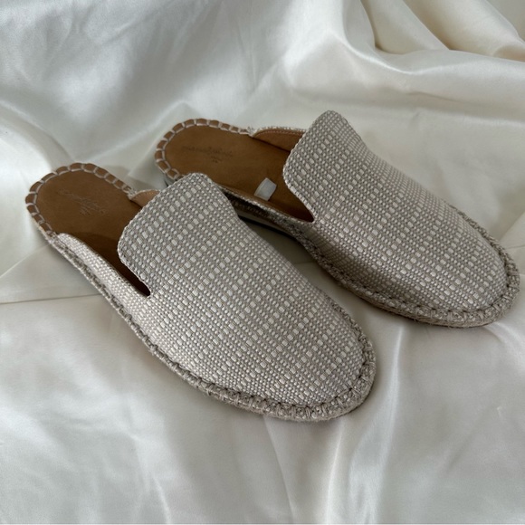 Universal Thread espadrille slides size 8 - Picture 1 of 7